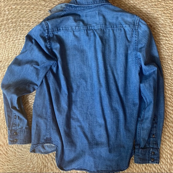 AE Denim Button Down Vintage Fit - Picture 5 of 5